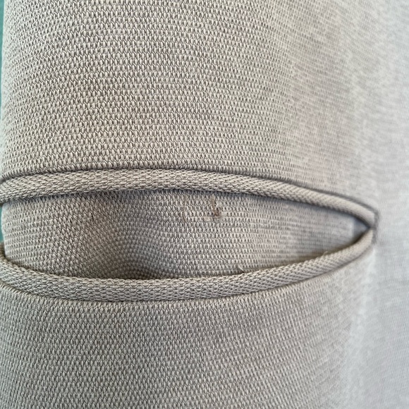 Aritzia Wilfred Papillon Sleeveless Jacket
Long Vest - Picture 7 of 9